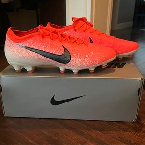 Nike Mercurial Vapor Elite soccer shoes